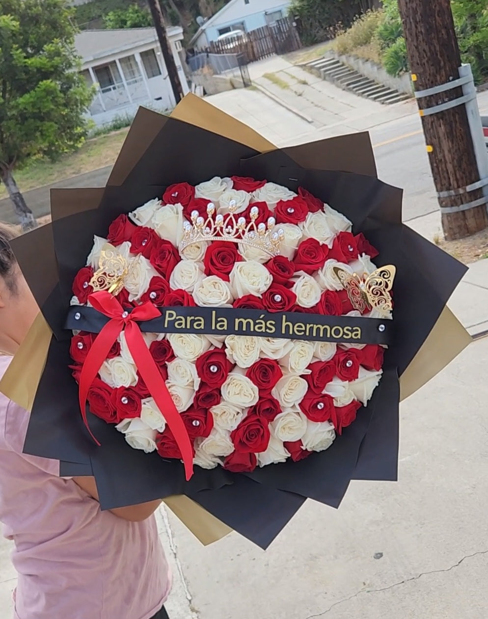 100 Roses